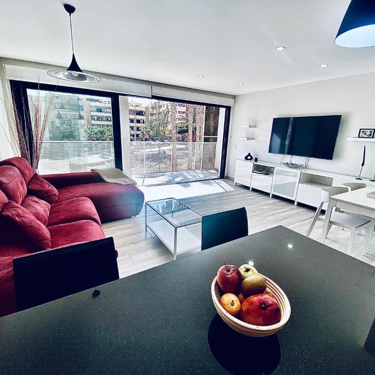Diseño y comodidad en El Médano by Top Stay - Apartamento de 2 dormitorios - 1