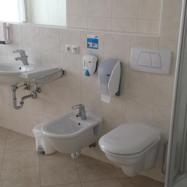 Manzoni Rooms - Camera Quadrupla con Bagno in Comune - 8