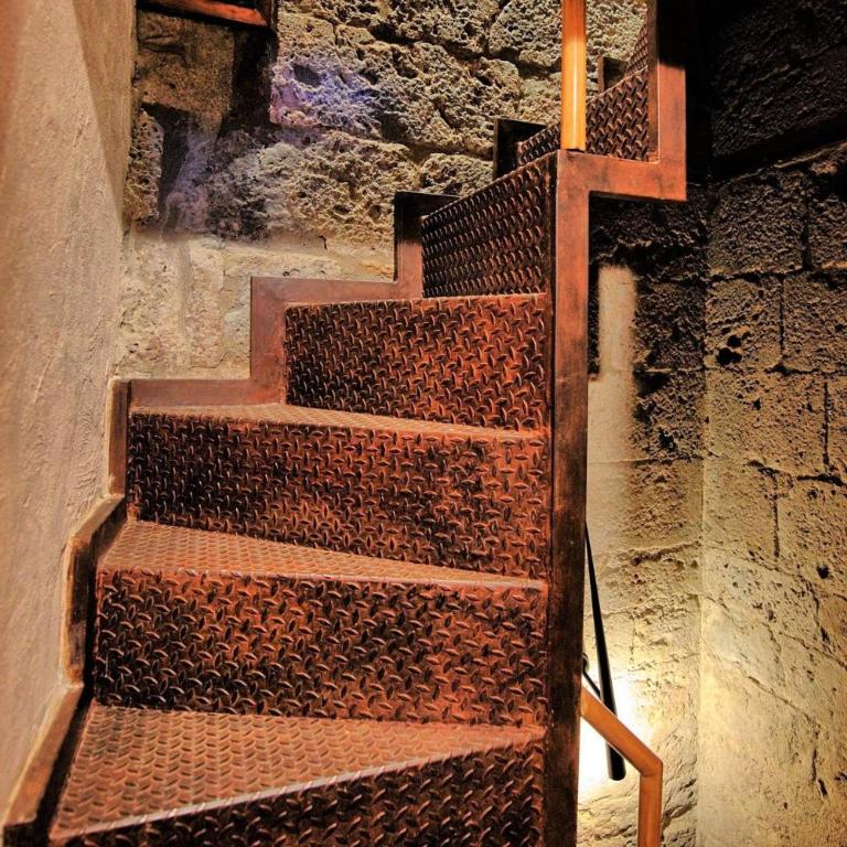Torre Salvucci Maggiore Medieval Tower Experience - Apartment with Terrace - 16