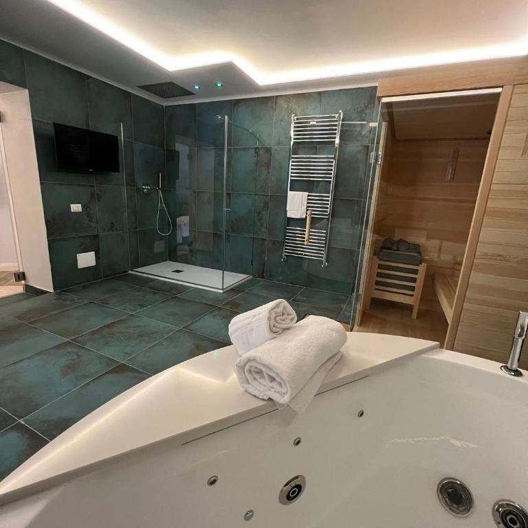 Real Giardinetto a Toledo - Suite con Spa Privata - 4