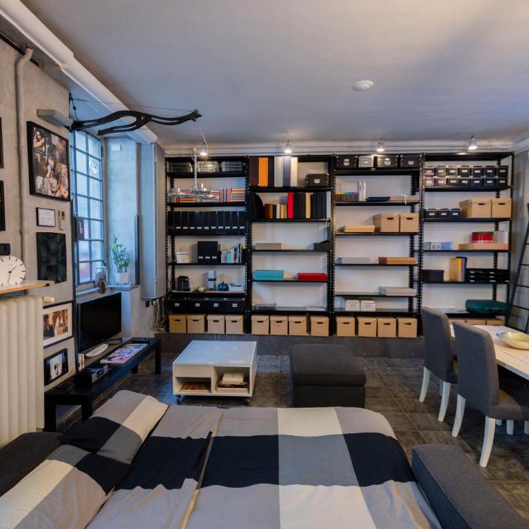 Loft in Stile Industrial - Stazione Centrale - Appartamento con 1 Camera da Letto - 3
