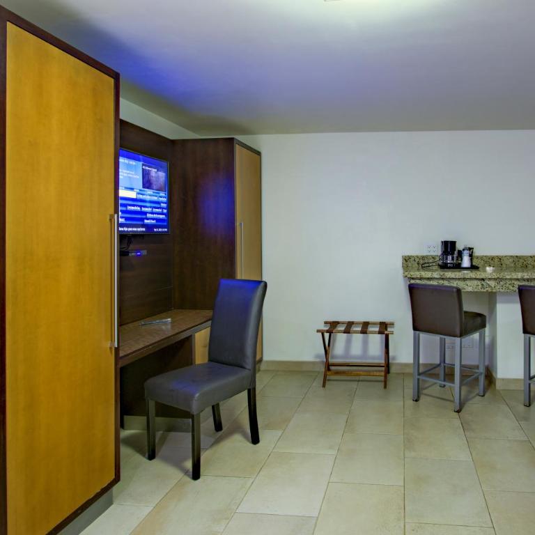 La Pinta Hotel - Habitación Estándar - Cama extragrande - 3