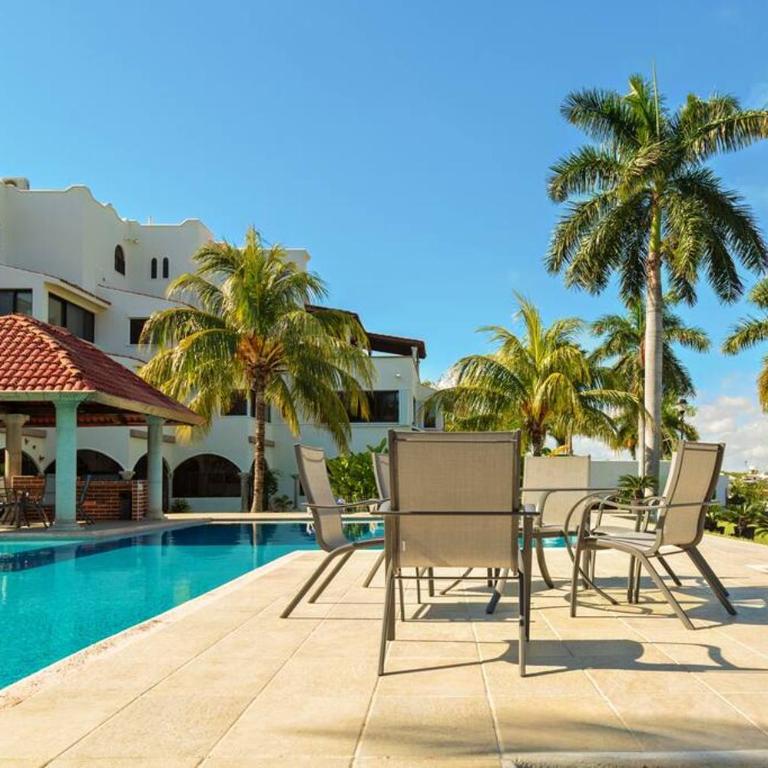 Elegant Lagoon front Villa by CASA PARAISO - Villa - 52