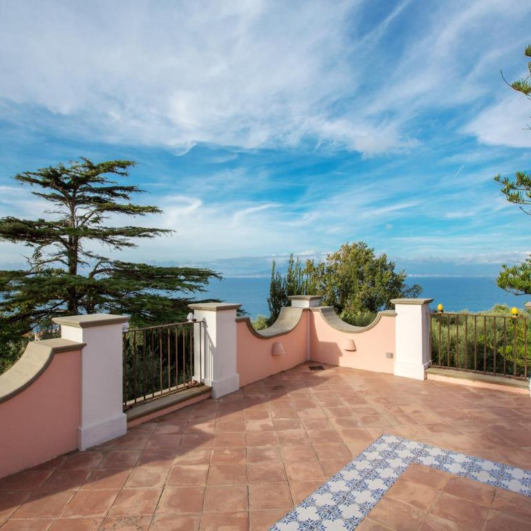 Capo Santa Fortunata - Deluxe Double Room with Sea View - 1