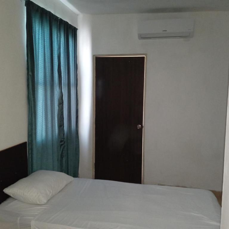 Santa Rosa 4Rest - Standard Single Room - 1