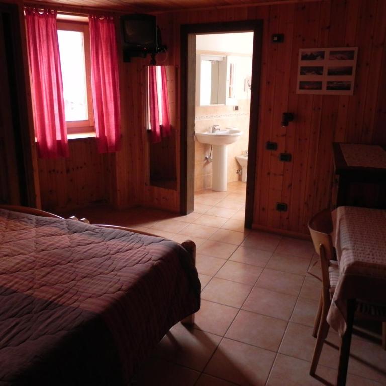 Le Vieux Rascard Chambres d'Hotes - Camera Matrimoniale - 5