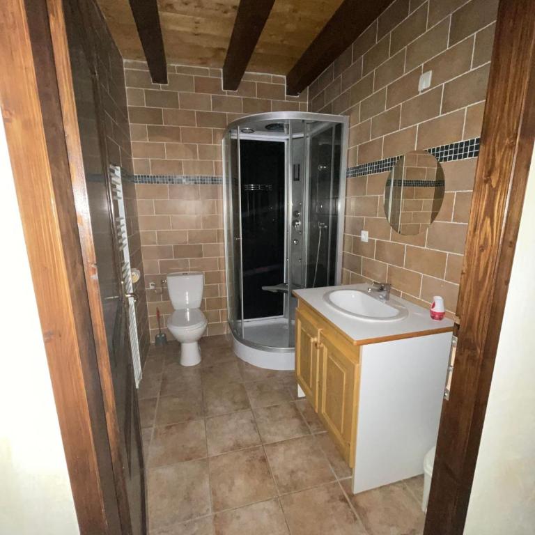 Deux appartements individuels de 8 personne à 200 mètres des remontées mécaniques au centre du village - Maison de Ville 3 Chambres - 8