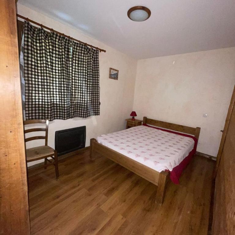 Deux appartements individuels de 8 personne à 200 mètres des remontées mécaniques au centre du village - Maison de Ville 3 Chambres - 10