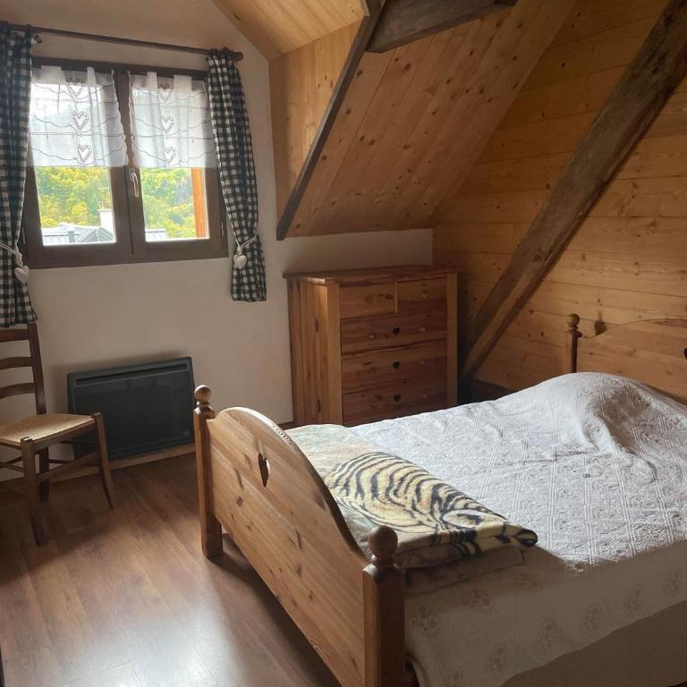Deux appartements individuels de 8 personne à 200 mètres des remontées mécaniques au centre du village - Maison de Ville 3 Chambres - 12