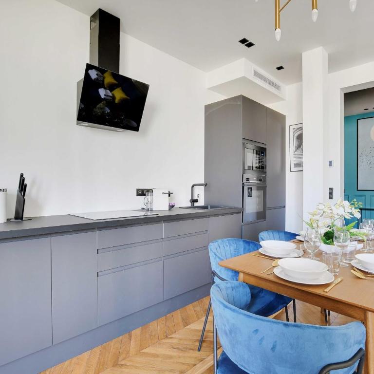 Petite residence 4 APT - Bastille-Gare de Lyon - 6P - Appartement 3 Chambres - 18