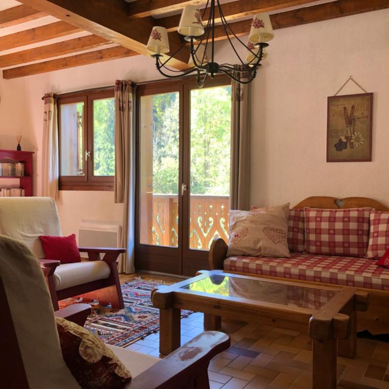 Chalet Rivière du Bon Nant Location de 6 à 14 personnes en Haute Savoie - Appartement 2 Chambres - 17