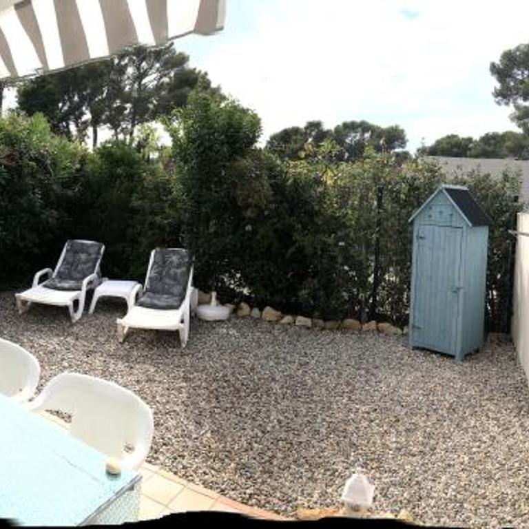 La plage, calme et jardin - One-Bedroom Apartment - 2