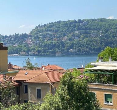 Hotel Quarcino - Camera Matrimoniale Superior con Vista Lago - 4
