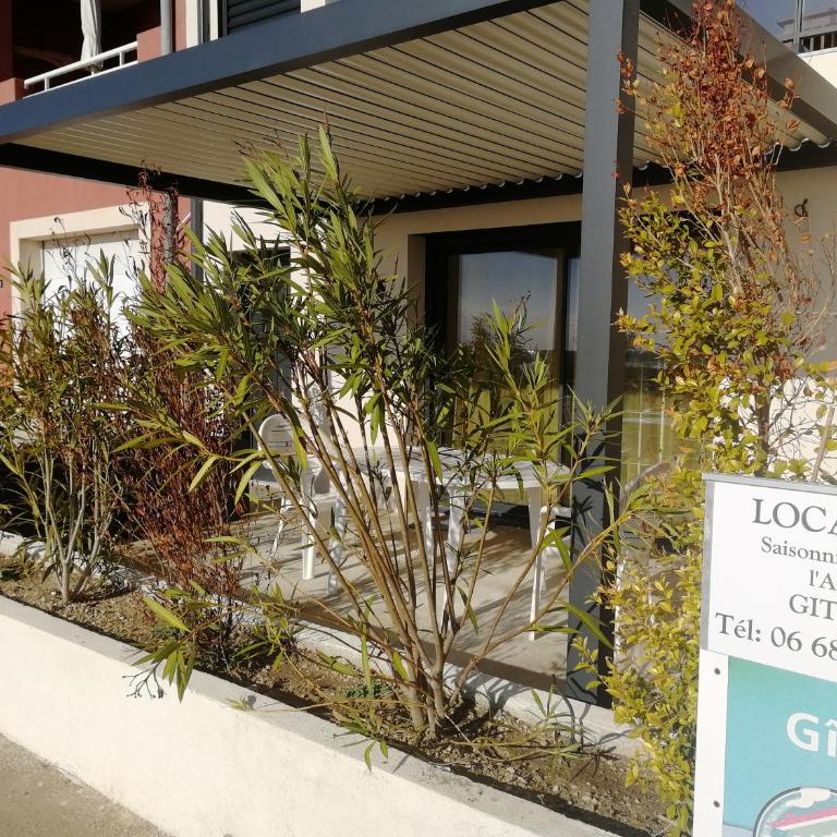 Maison de village gîte T3 La Côte Bleue - Two-Bedroom House - 2