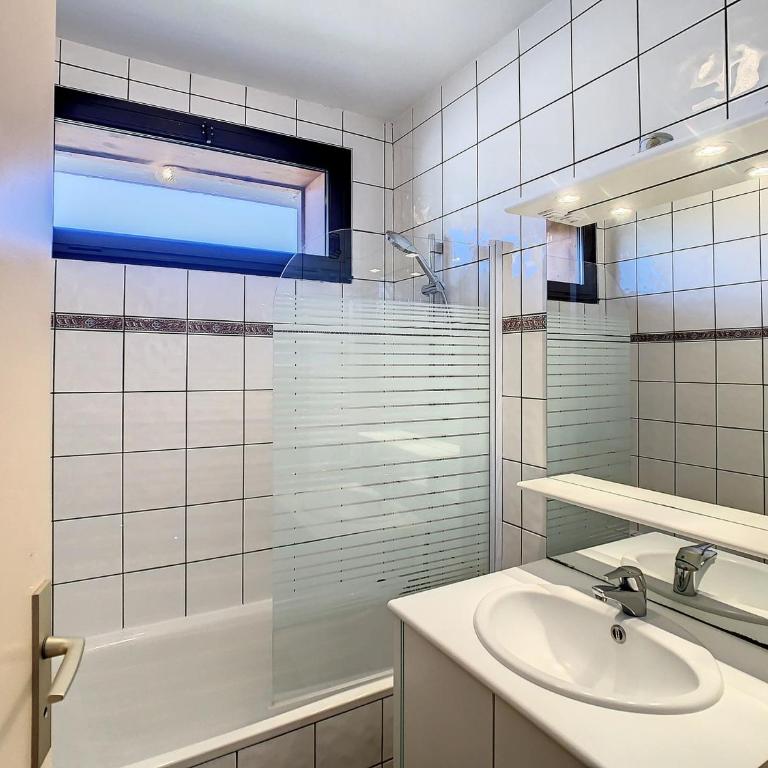 Studio lumineux 35m², 1 étoile, proche pistes, balcon, WiFi gratuit - FR-1-417-22 - Studio - 7