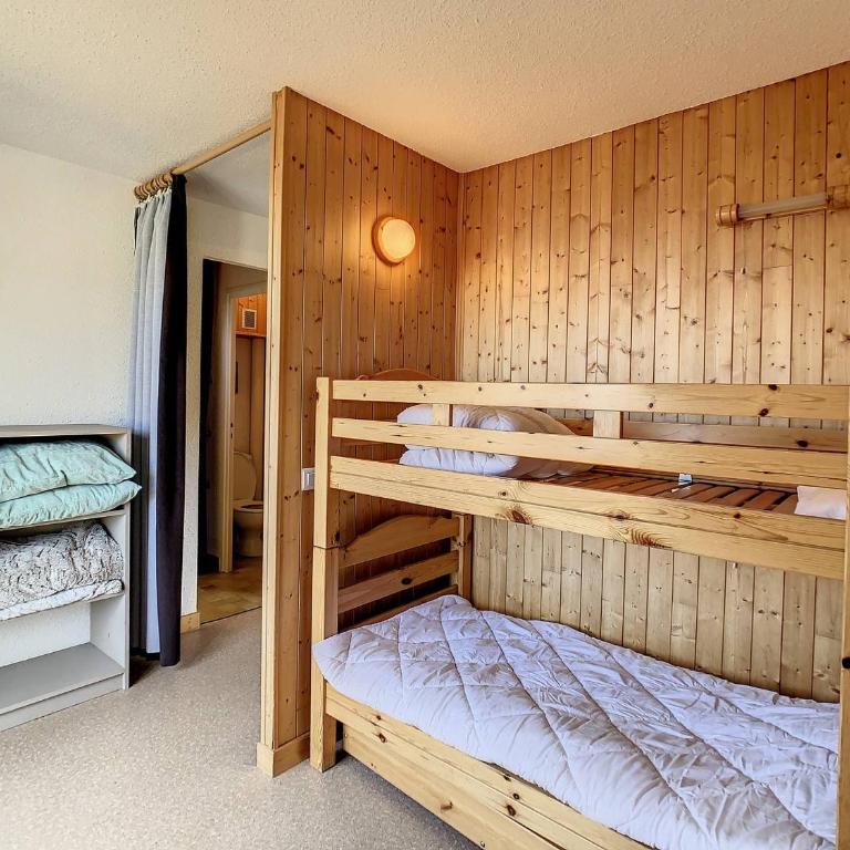 Studio lumineux 35m², 1 étoile, proche pistes, balcon, WiFi gratuit - FR-1-417-22 - Studio - 9