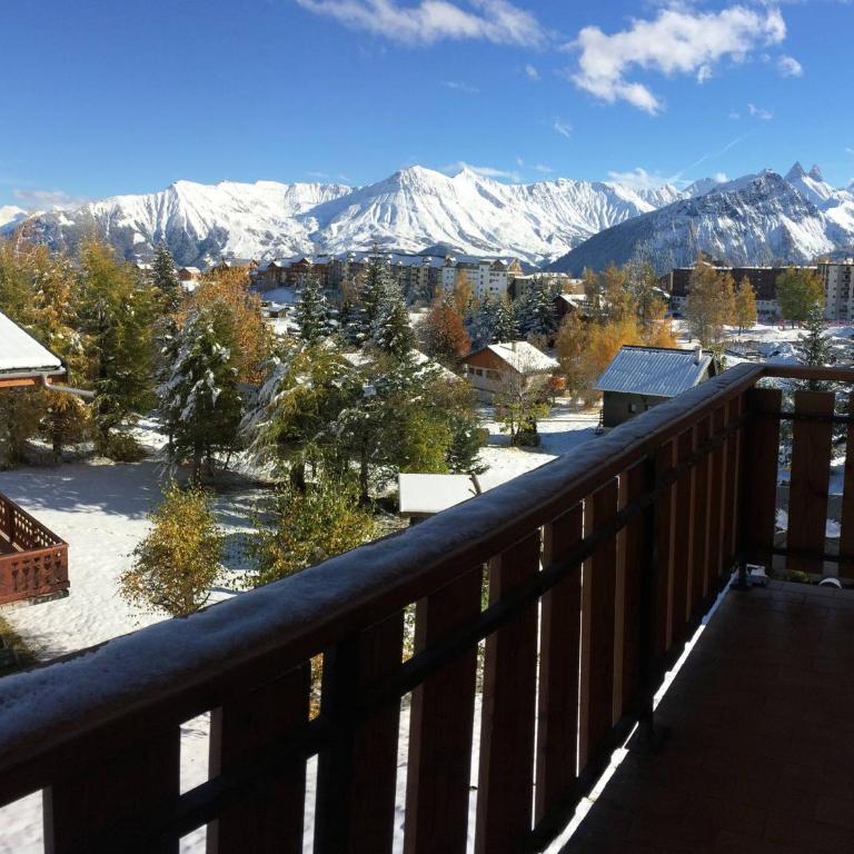 Studio lumineux 35m², 1 étoile, proche pistes, balcon, WiFi gratuit - FR-1-417-22 - Studio - 11