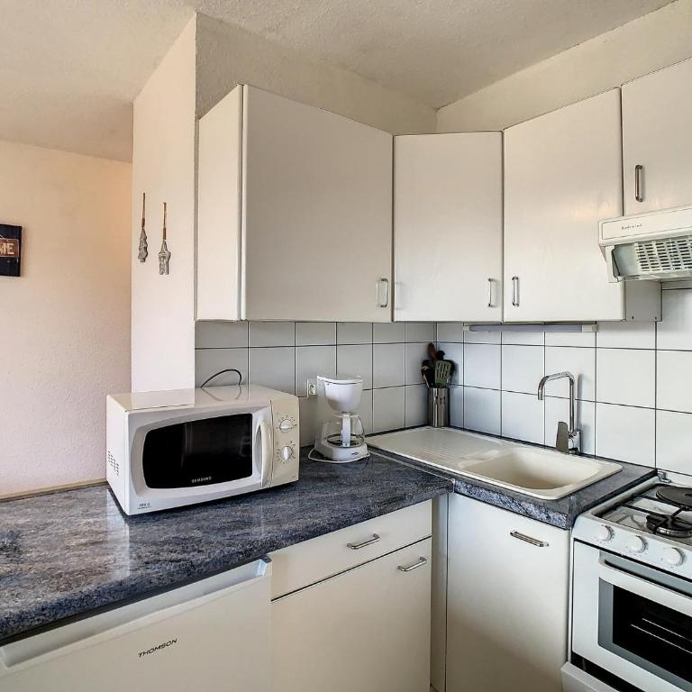 Appartement lumineux 35m², 5 pers, balcon sud, proche pistes, parking, wifi - FR-1-417-54 - Apartment (5 Erwachsene) - 4