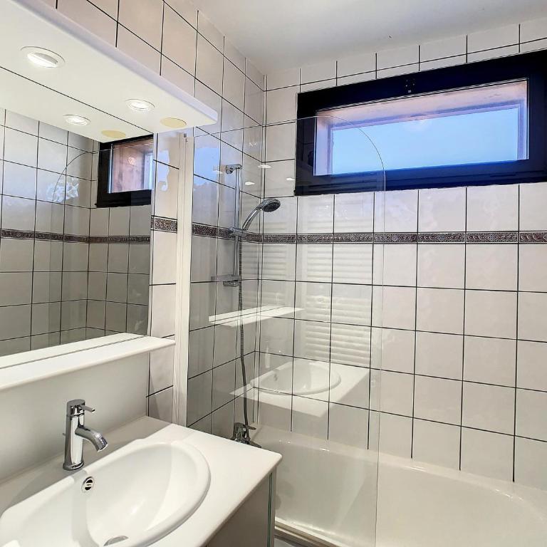 Appartement lumineux 35m², 5 pers, balcon sud, proche pistes, parking, wifi - FR-1-417-54 - Apartment (5 Erwachsene) - 6