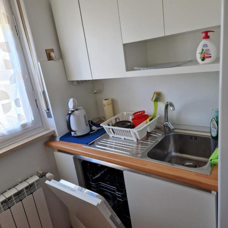 Piera's house - Two-Bedroom Apartment - 13