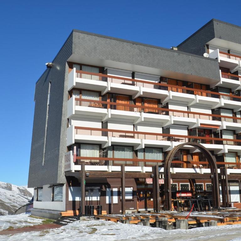 Appartement rénové 3 pièces pour 6 pers, balcon, 2 sdb, proche ascenseur, skis, qualité 4 flocons - FR-1-452-203 - Apartment (6 Erwachsene) - 4