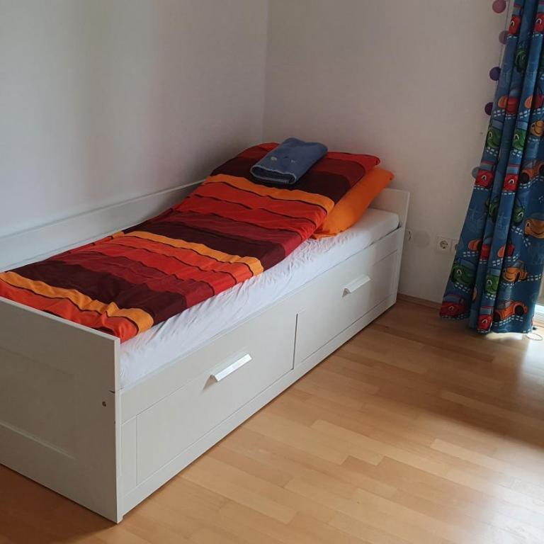 moderne 4 Zimmer -Wohnung I BBQ I Parkplatz - Apartment mit Gartenblick - 14