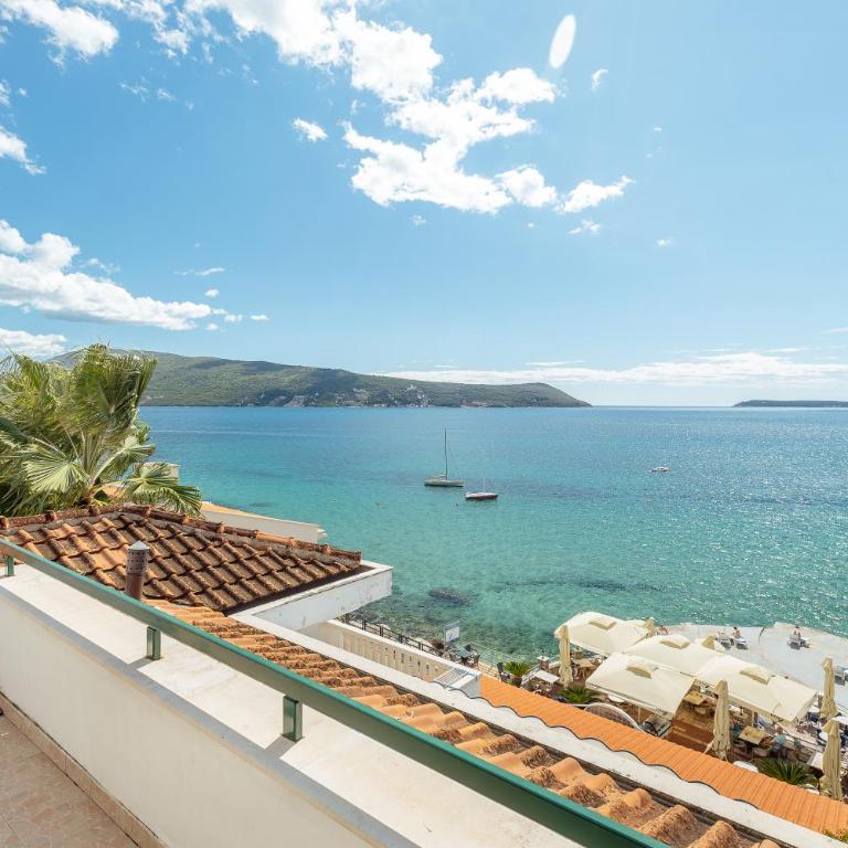 Palma Apartments - Apartment with Sea View - 17