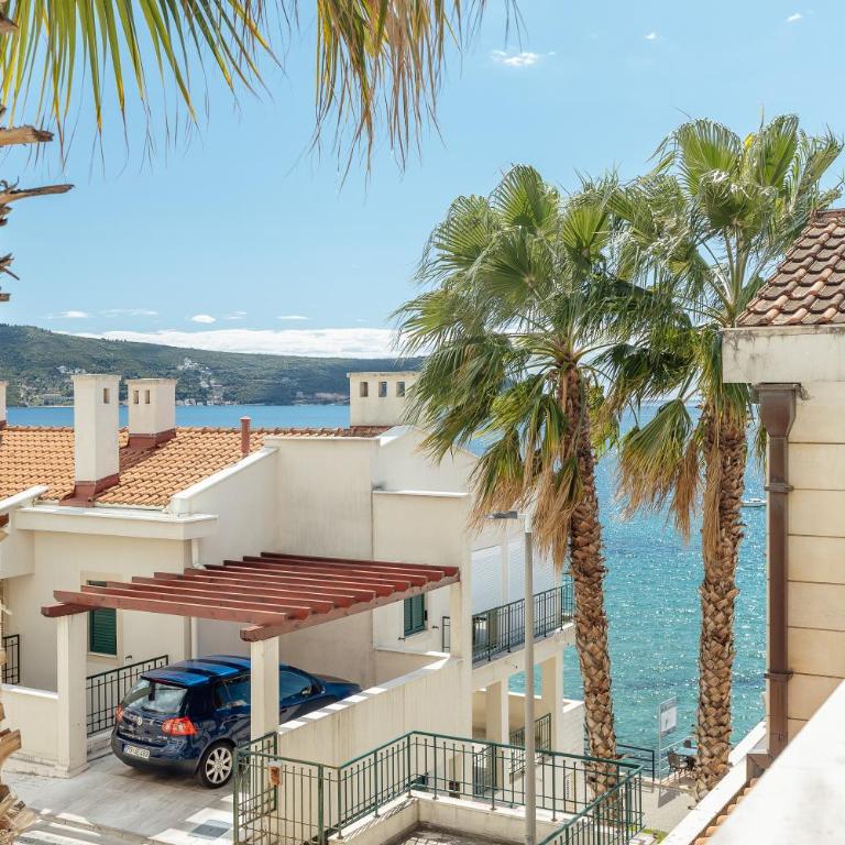 Palma Apartments - Studio with Balcony - 15
