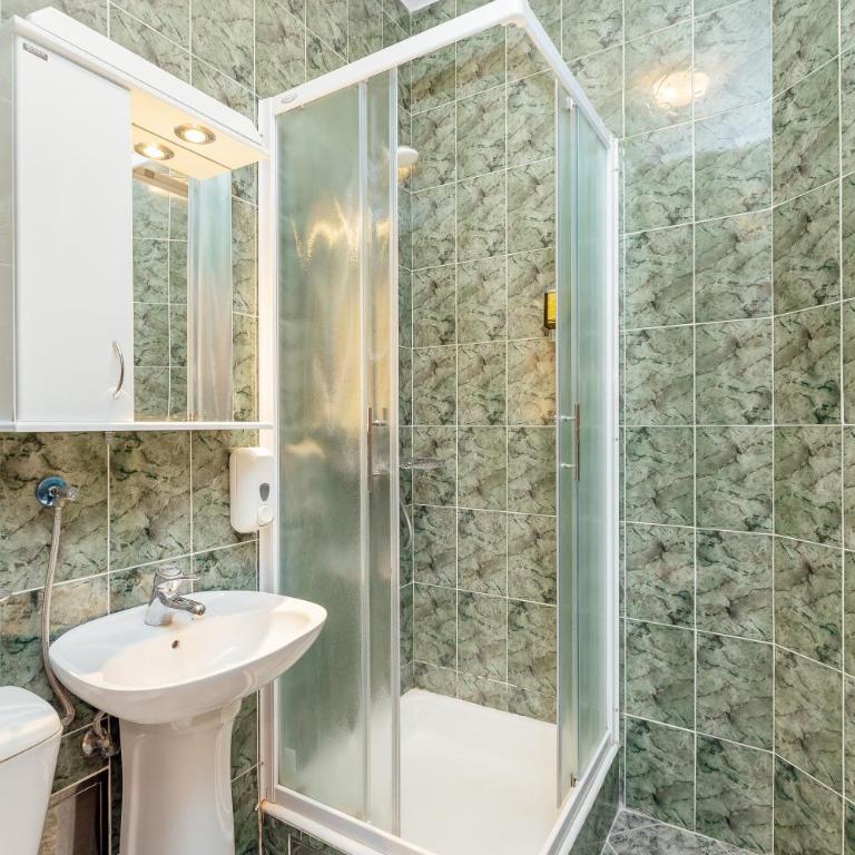 Palma Apartments - Studio with Balcony - 17