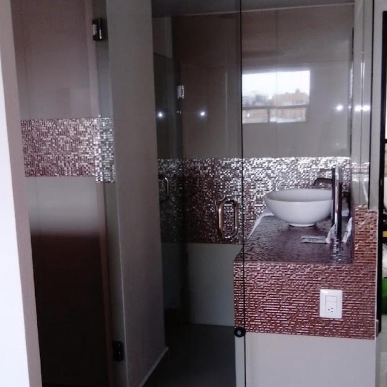 Hotel Rossel Plaza - Standard Queen Room - 6