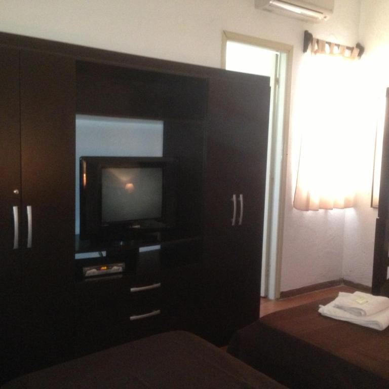 Hotel Colonial - Standard Quadruple Room - 2