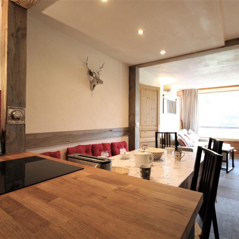 Appartement rénové, Ski aux pieds, Balcon, 7 pers - FR-1-346-526 - Appartement - 11
