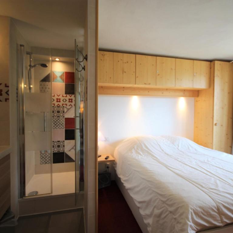 Appartement rénové, Ski aux pieds, Balcon, 7 pers - FR-1-346-526 - Appartement - 14