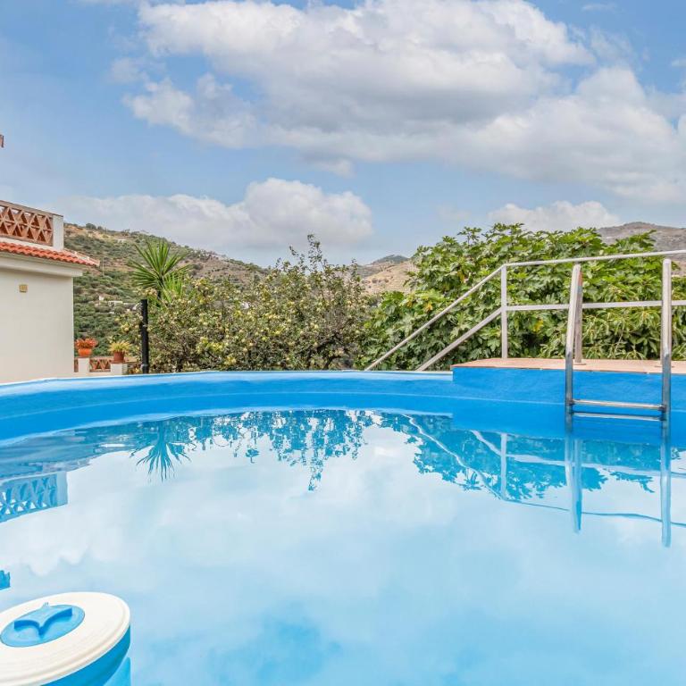 Awesome Home In Malaga - Casa Vacacional de 3 dormitorios - 10