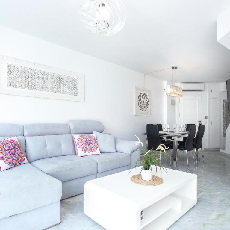 Cozy Home In Benalmádena With Sauna - Three-Bedroom Vacation Home - 4