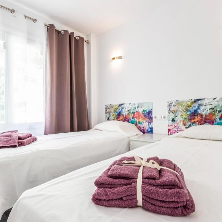 Cozy Home In Benalmádena With Sauna - Three-Bedroom Vacation Home - 23