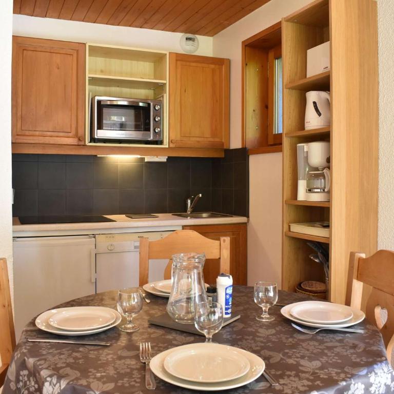 Studio confortable pour 4 pers, balcon sud, proche pistes et commerces - Méribel - FR-1-180-26 - Apartamento (4 adultos) - 11