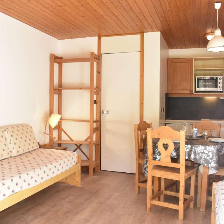 Studio confortable pour 4 pers, balcon sud, proche pistes et commerces - Méribel - FR-1-180-26 - Apartamento (4 adultos) - 12