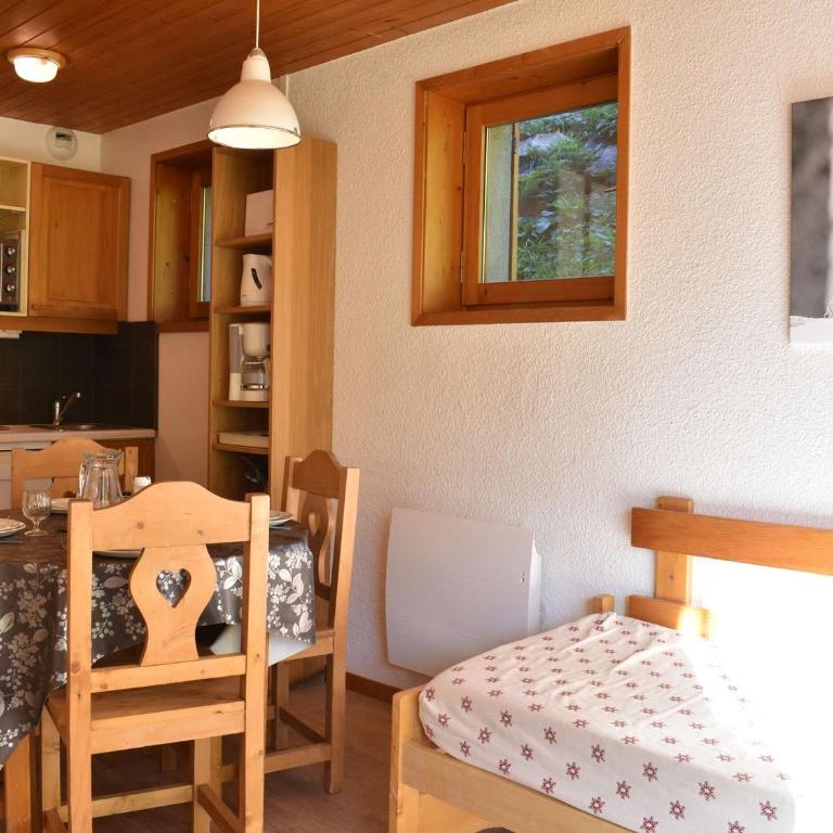 Studio confortable pour 4 pers, balcon sud, proche pistes et commerces - Méribel - FR-1-180-26 - Apartamento (4 adultos) - 15