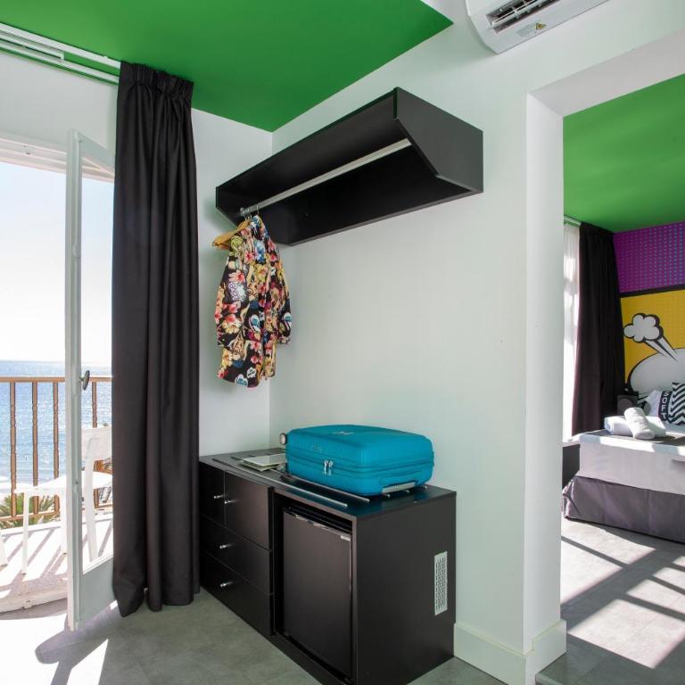 Casual Pop Art Benidorm by Casual Hoteles - Habitación Cuádruple con balcón y vistas al mar - 4