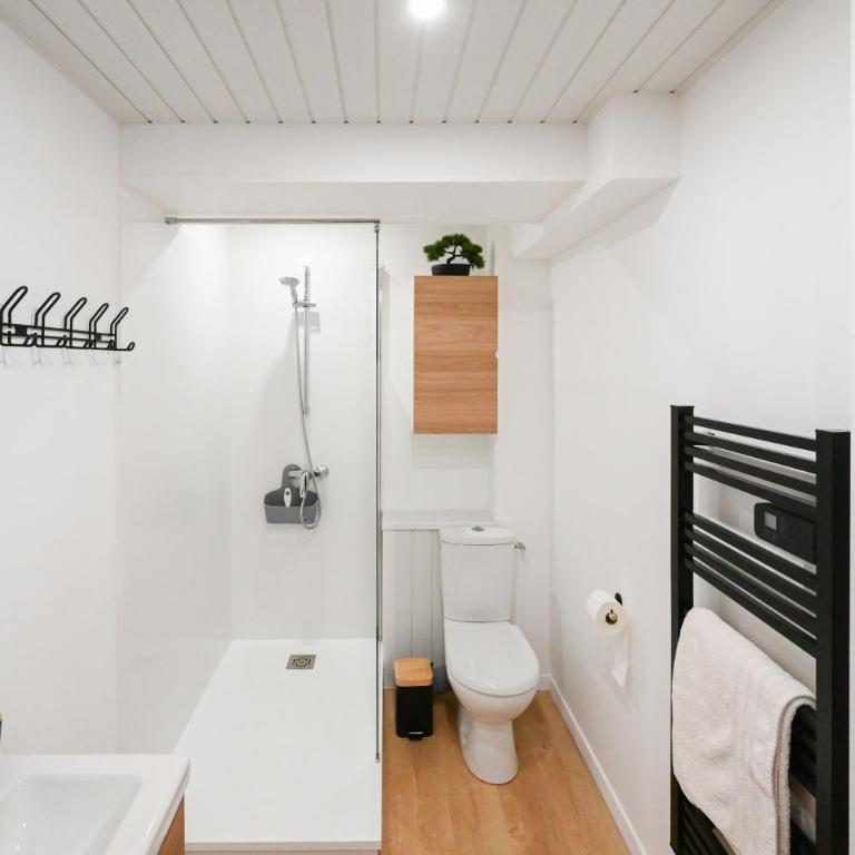 L appart de Villers HYPER centre WI-FI Parking - Apartment mit 1 Schlafzimmer - 6