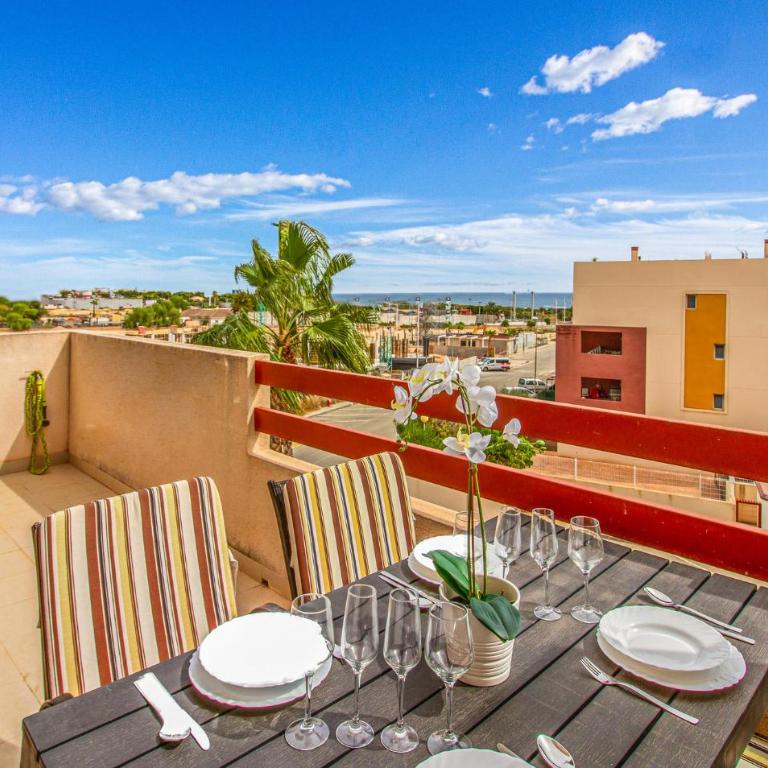 2 Bedroom Lovely Apartment In Orihuela - Apartamento de 2 dormitorios - 1