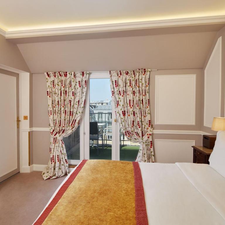 Hôtel Regina Louvre - Suite Familiale (2 Adultes + 2 Enfants) - 10