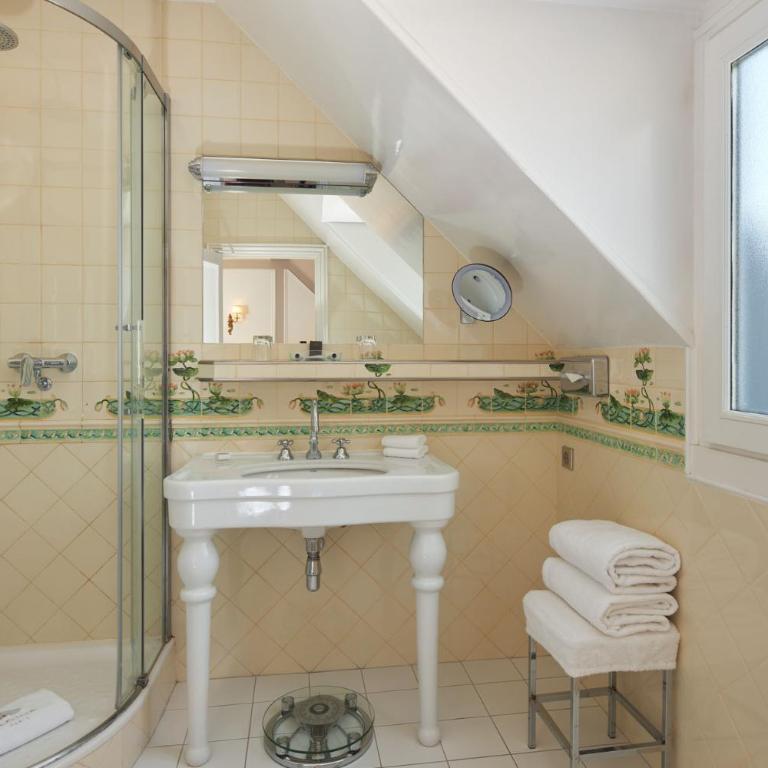 Hôtel Regina Louvre - Suite Familiale (2 Adultes + 2 Enfants) - 7