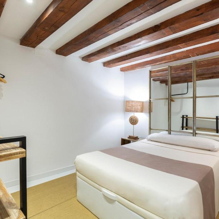 AmazINN Boutique Madrid Malasaña - Loft - 6