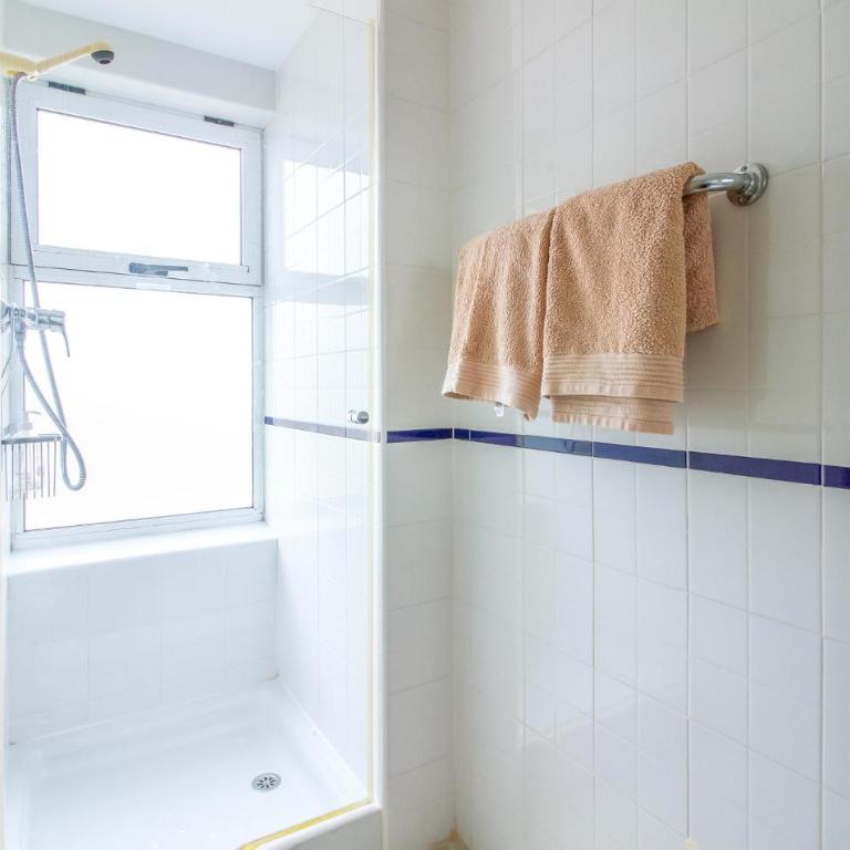 2 Bedroom Lovely Apartment In Orihuela - Apartamento de 2 dormitorios - 24