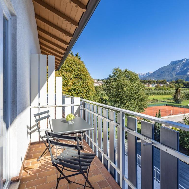 Hotel Al Sorriso Greenpark & Wellness - Camera Matrimoniale con Vista Montagna - 7