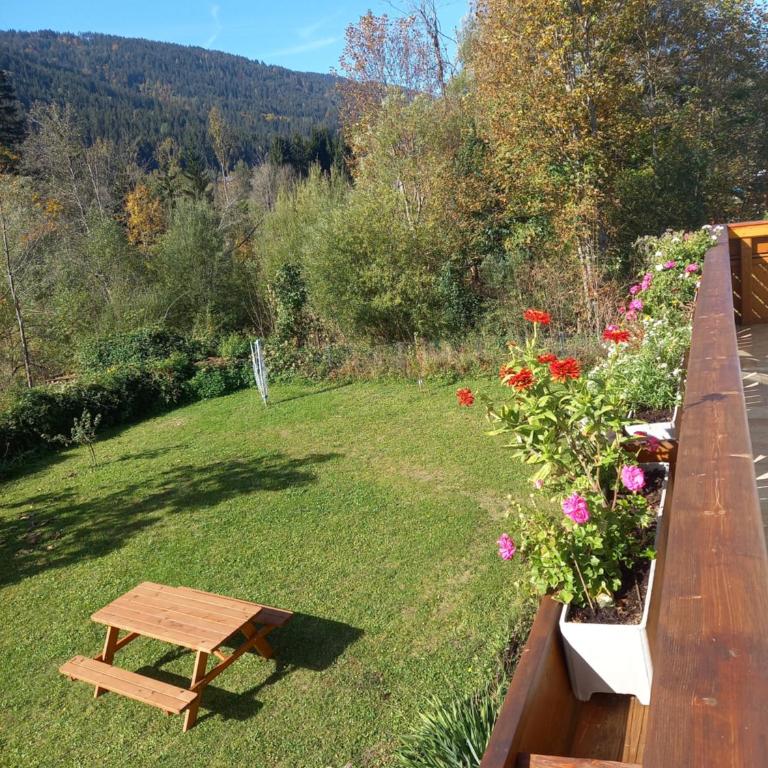 Alie Gusta - Apartment mit Blick auf die Berge - 33