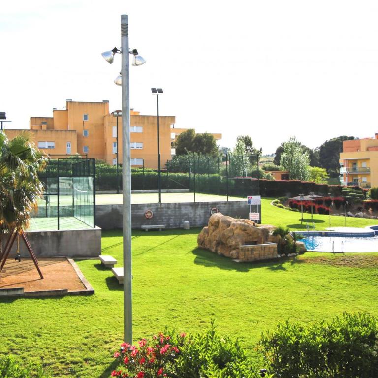 S Tramuntana Planet Costa Dorada - Apartamento con vistas al jardín - 24