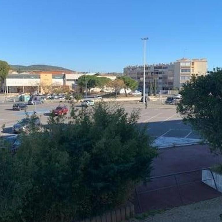 Appartement Climatisé avec Balcon, Animaux Admis - FR-1-503-128 - Studio - 7